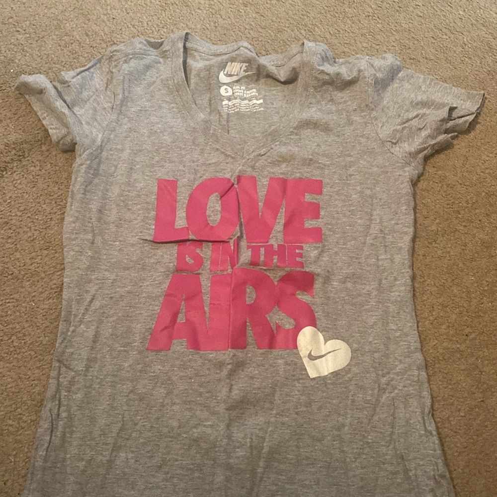 Nike Love is in the Airs Tee in S